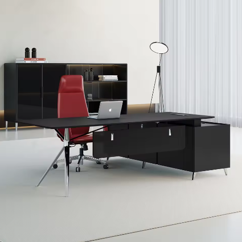 Modern Executive Table With Stable Steel Legs